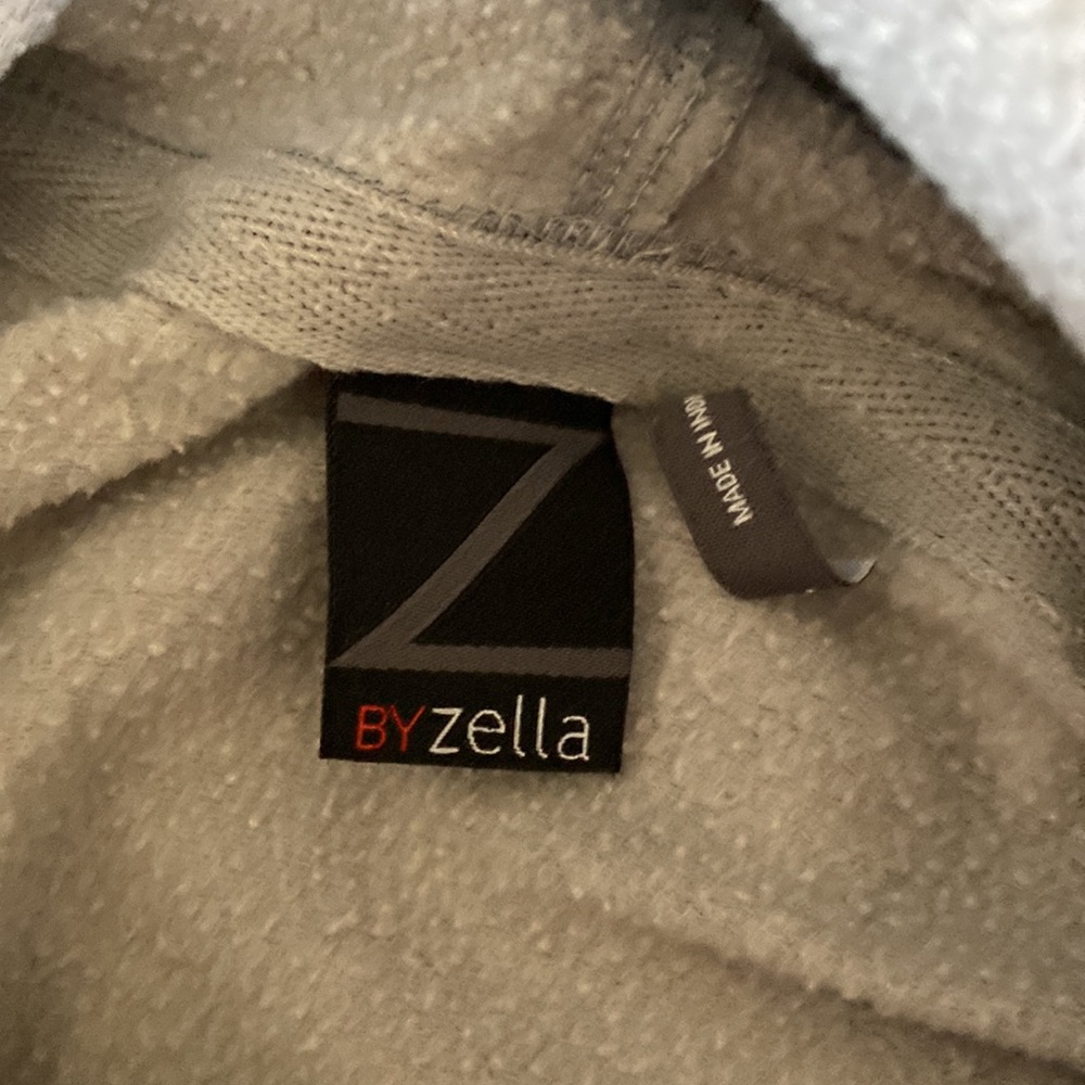 Sweatshirt - Picture 3 of 3